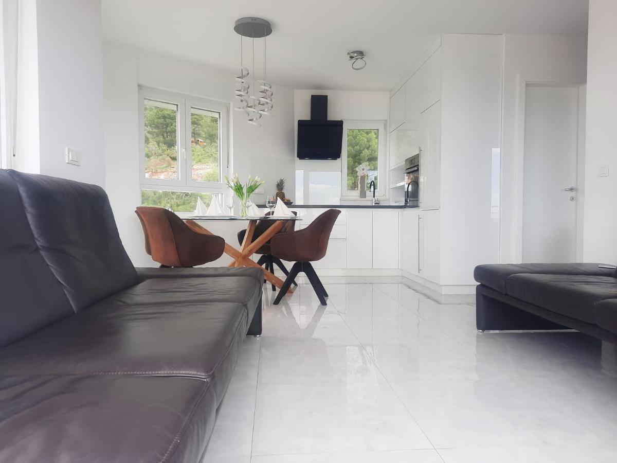 Apartment Anny De Luxe With Sea View Makarská Exteriér fotografie