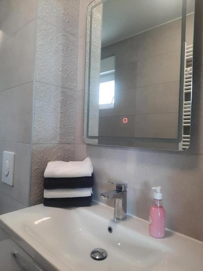 Apartment Anny De Luxe With Sea View Makarská Exteriér fotografie